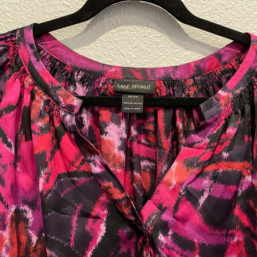 Silky Long Sleeved Patterned Blouse EUC